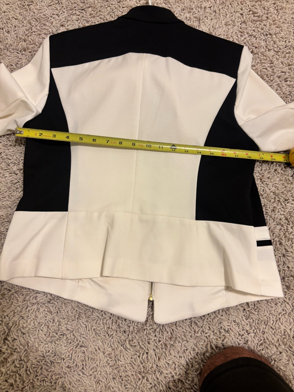 Anne Klein Black and White Zip-Front Colorblock Blazer - Picture 6 of 6